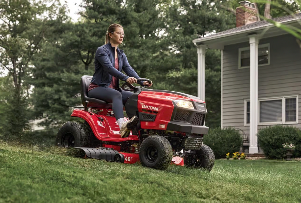 CRAFTSMAN R110 30-inch riding lawn mower with Briggs and Stratton engine
